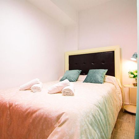 Apartamento Edomus Playa Y Sol Boutique Sevilla Exterior foto