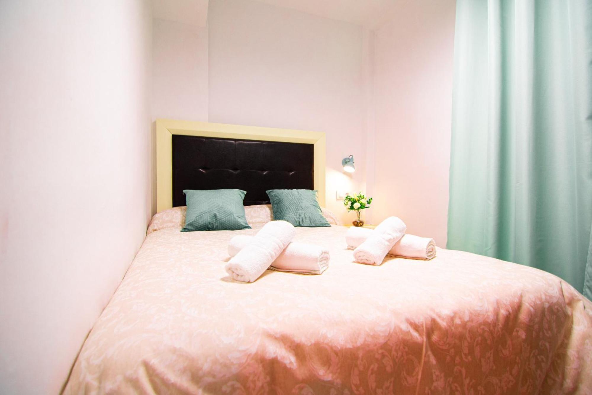 Apartamento Edomus Playa Y Sol Boutique Sevilla Exterior foto