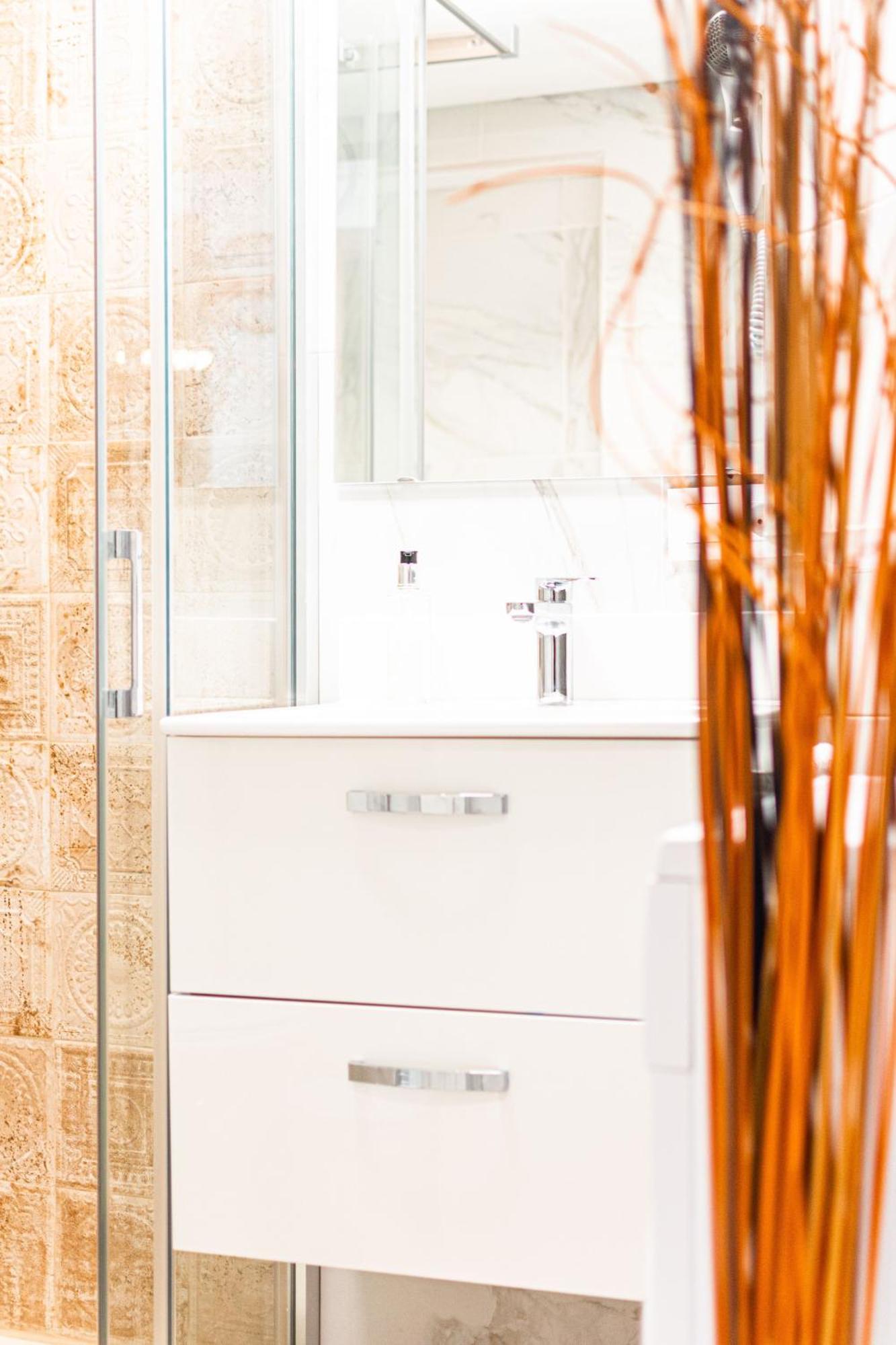 Apartamento Edomus Playa Y Sol Boutique Sevilla Exterior foto